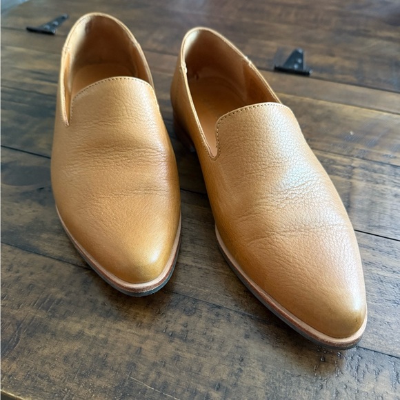 Patina Shoes - Sz 8 Women’s Patina Brand Tan Leather Loafers Classic